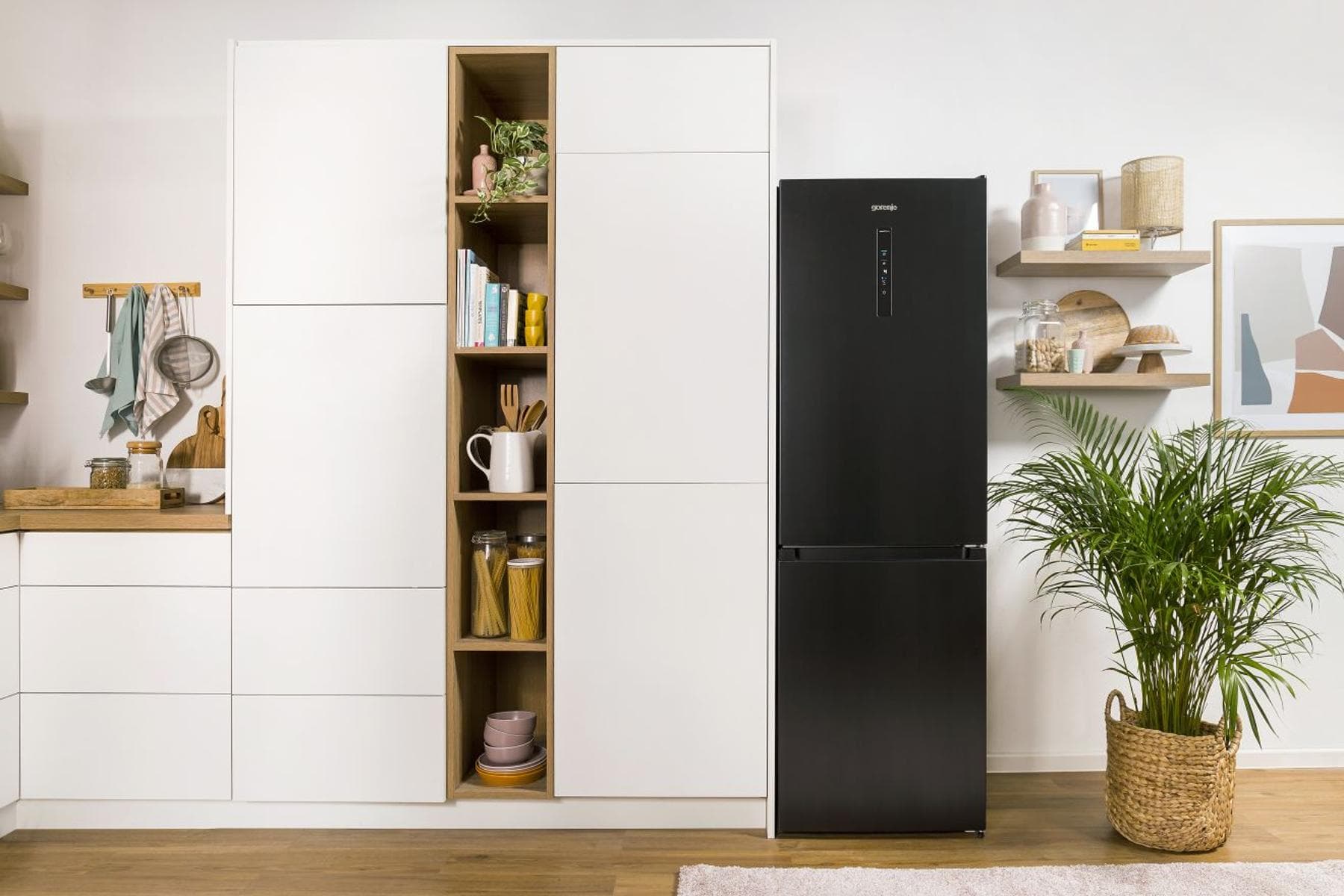 מקרר ‏מקפיא תחתון NRK619EABXL4 בודד Gorenje