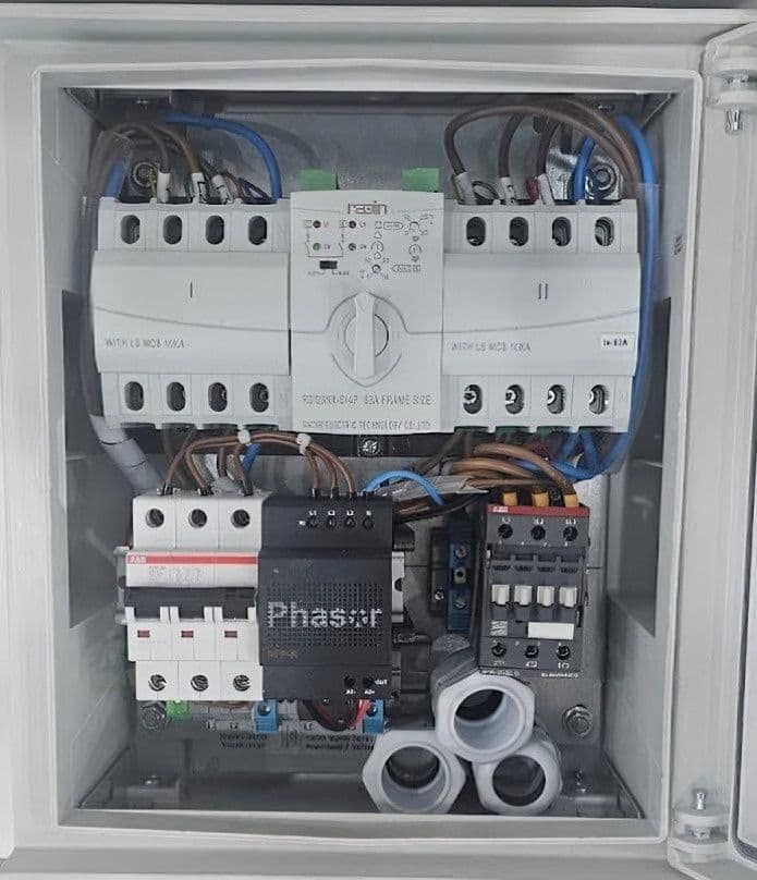 לוח החלפה אוטומטי תלת פאזי/חד פאזי NEWTEC NT-301