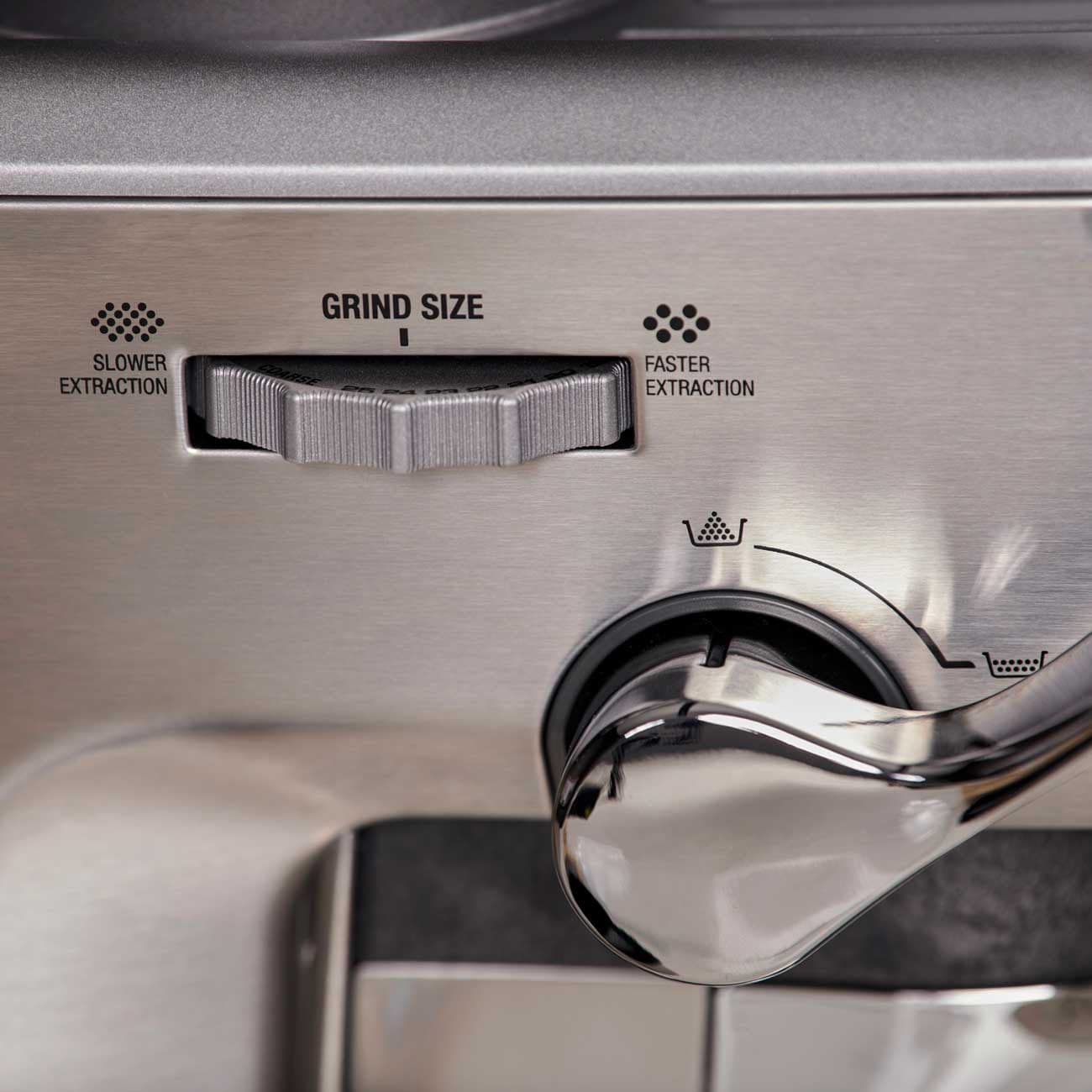Breville Barista Express Impress BES876BSS - מכונת אספרסו עם מטחנה מובנית, 25 דרגות טחינה והקצפת חלב מקצועית | יבואן רשמי | משלוח מהיר