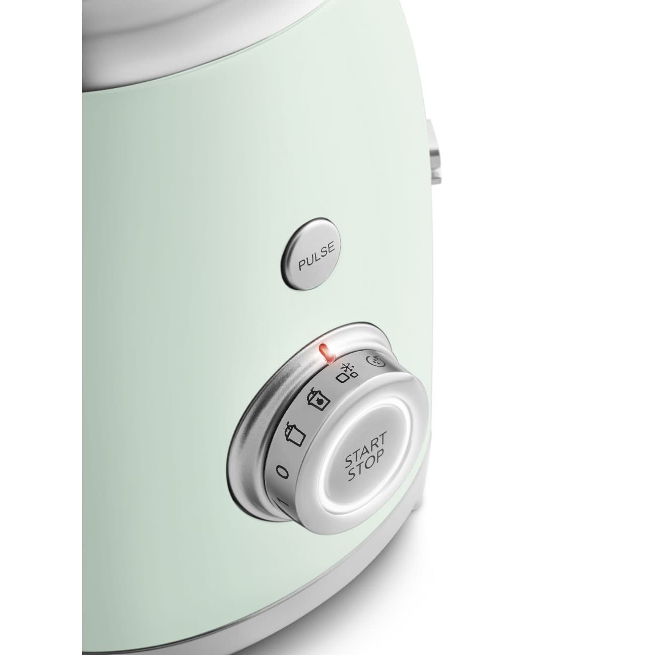 SMEG BLF03PGEU – בלנדר רטרו 800W עם קנקן Tritan בנפח 1.5 ל' סמג בצבע ירוק