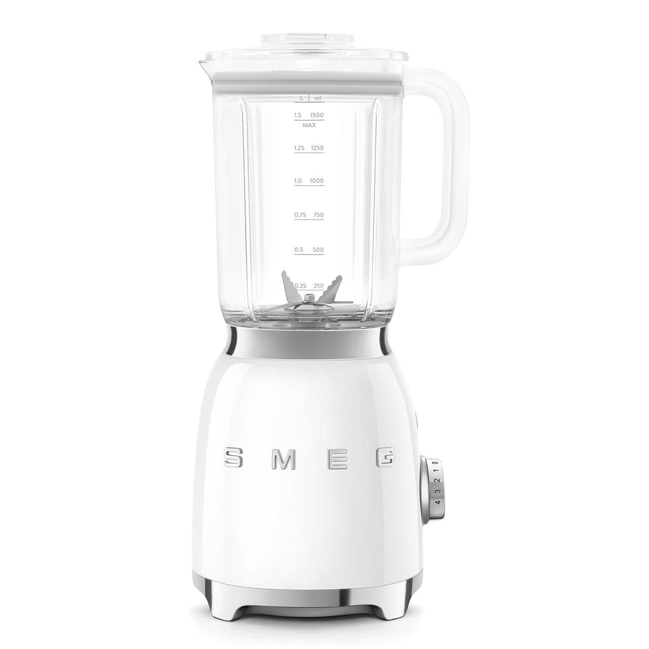 SMEG BLF03WHEU – בלנדר רטרו 800W עם קנקן Tritan בנפח 1.5 ל' סמג בצבע לבן