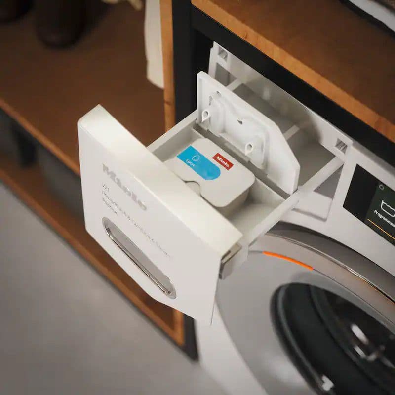 Miele WWB360 WCS – מכונת כביסה פתח קדמי 8 ק"ג, 1400 סל"ד | יבואן רשמי