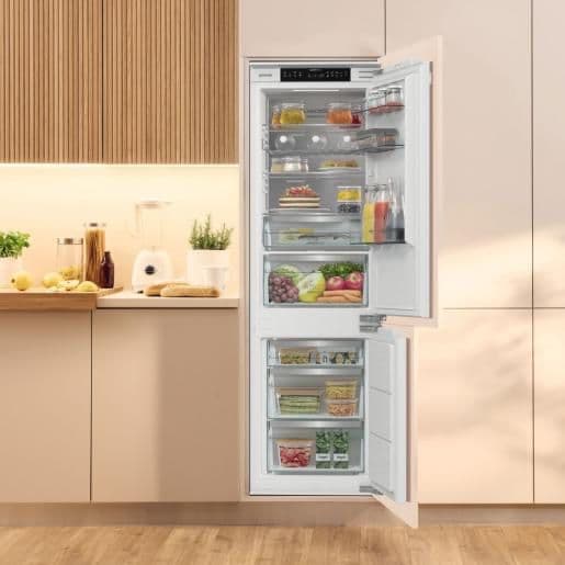 Gorenje NRKI519E82 - מקרר אינטגרלי משולב מקפיא תחתון 284 ליטר גורניה