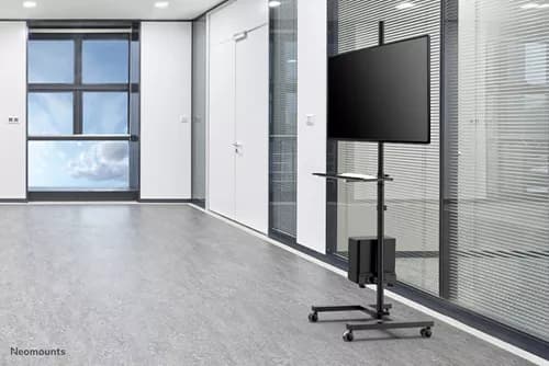Neomounts FPMA-MOBILE1700 – תחנת עבודה ניידת למסכים 10"-32" עם מדף מחשב ומגש מקלדת | יבואן רשמי