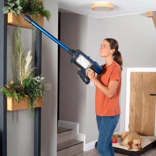 HENRY QUICK PET BLUE - שואב אבק אלחוטי נטען עם ריקון היגייני לבתים עם חיות מחמד | יבואן רשמי