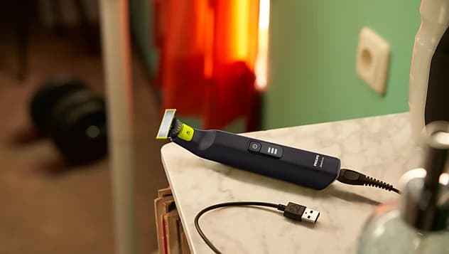 מכונת גילוח ועיצוב לפנים ולגוף Philips OneBlade Pro 360 QP6542/15