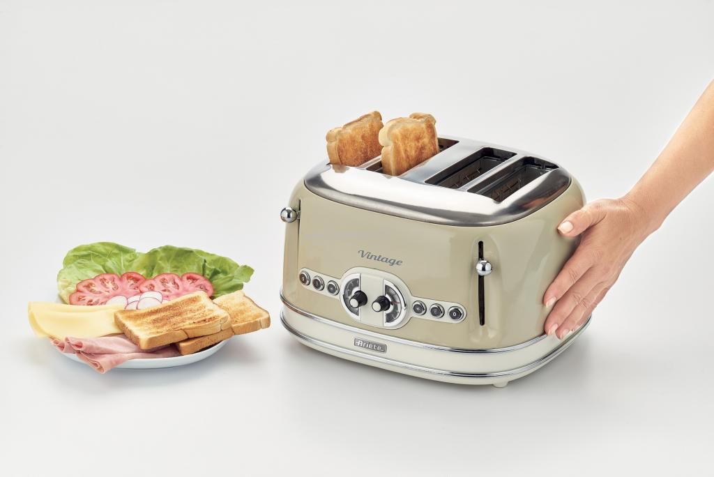 ���� 4 ������ Ariete ��� 156 �����