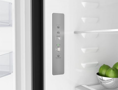 ���� 4 ����� Electrolux ��� EQE5600BA ����� ����