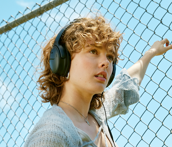 ������� ��� �������� �� ����� ����� ������ Bose QuietComfort Headphones