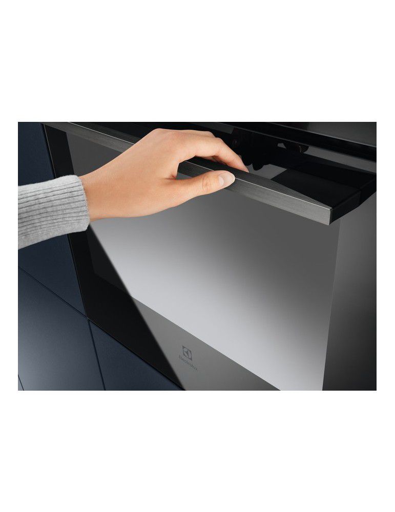 ���� ���� 72 ���� �������� ����� ������ Electrolux KOFDP46H ������ 