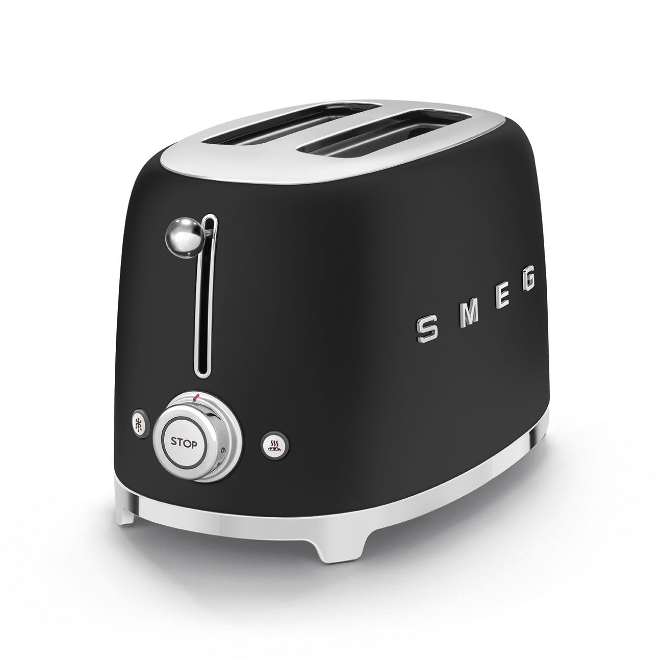 מבט צד על מצנם SMEG TSF01BLMEU בגימור שחור מט מצנם SMEG TSF01BLMEU בצבע שחור מט במבט צד