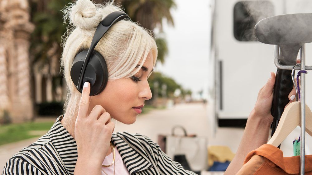 אוזניות Bose NC700 מבט פתוח