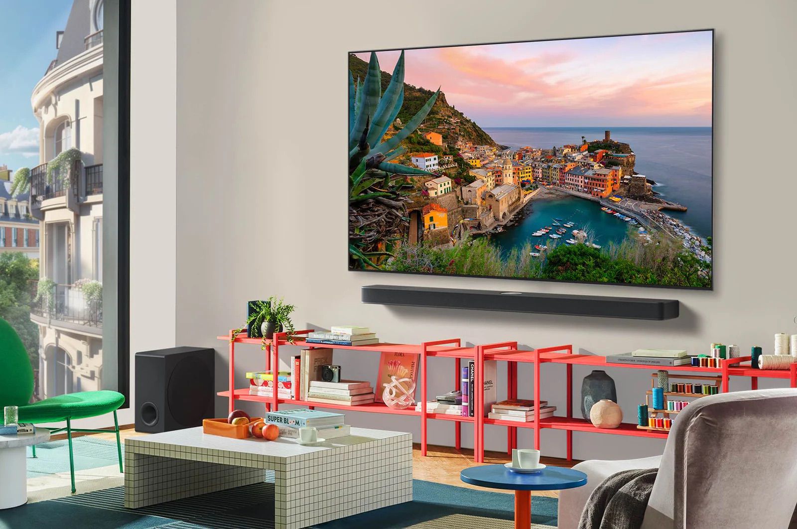 טלוויזיה LG OLED65CS5VA בסלון מודרני חוויית צפייה OLED פרימיום