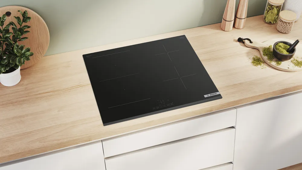 Bosch PVS63KBB5E תקריב אזור בישול ובקרת TouchSelect