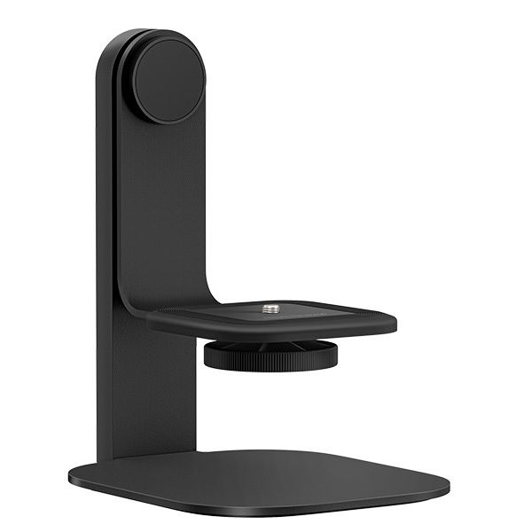 מקרן מותקן על מעמד Xiaomi בזווית הקרנה לתקרה