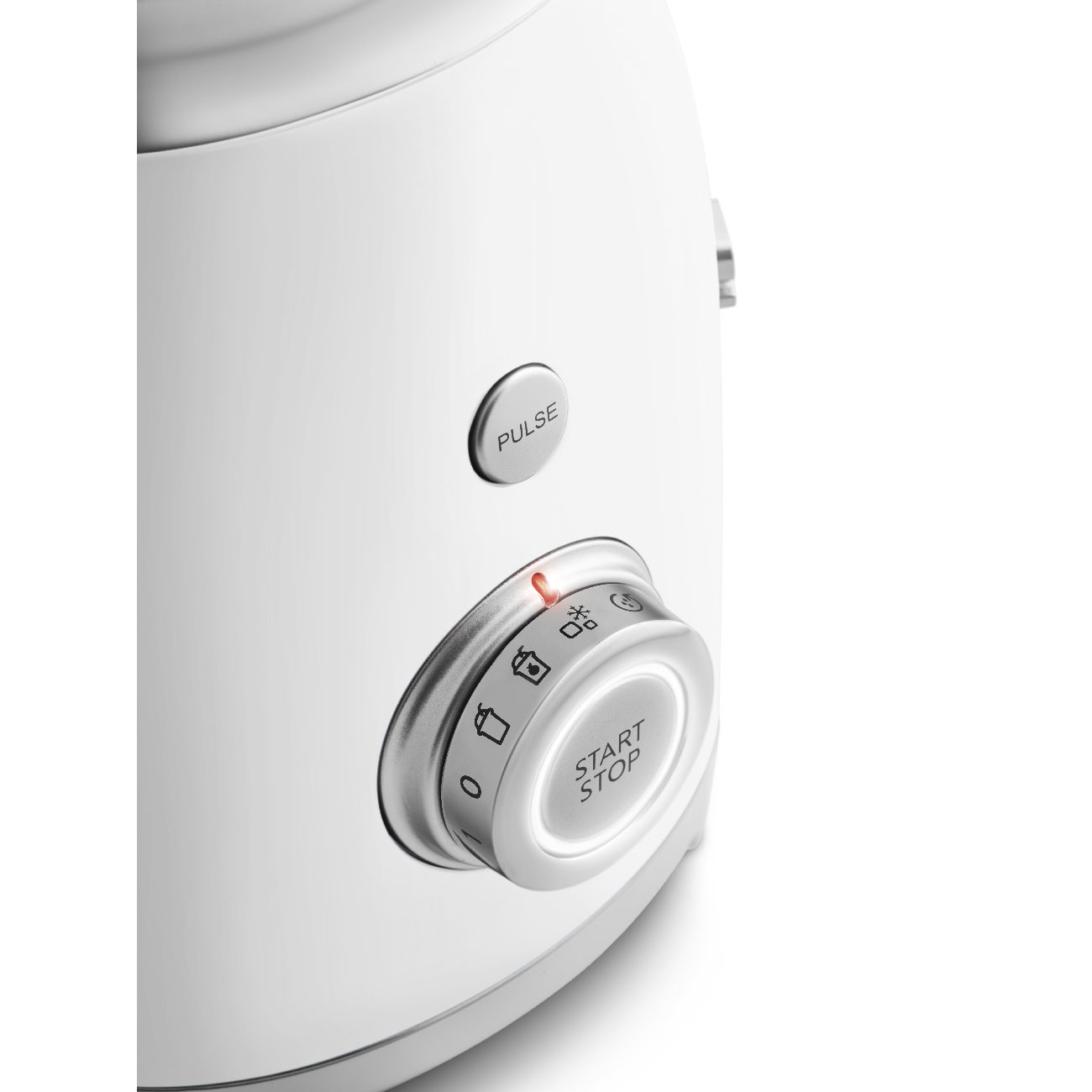 SMEG BLF03WHEU � ����� ���� 800W �� ���� Tritan ���� 1.5 � ��� ���� ��� | ����� ����