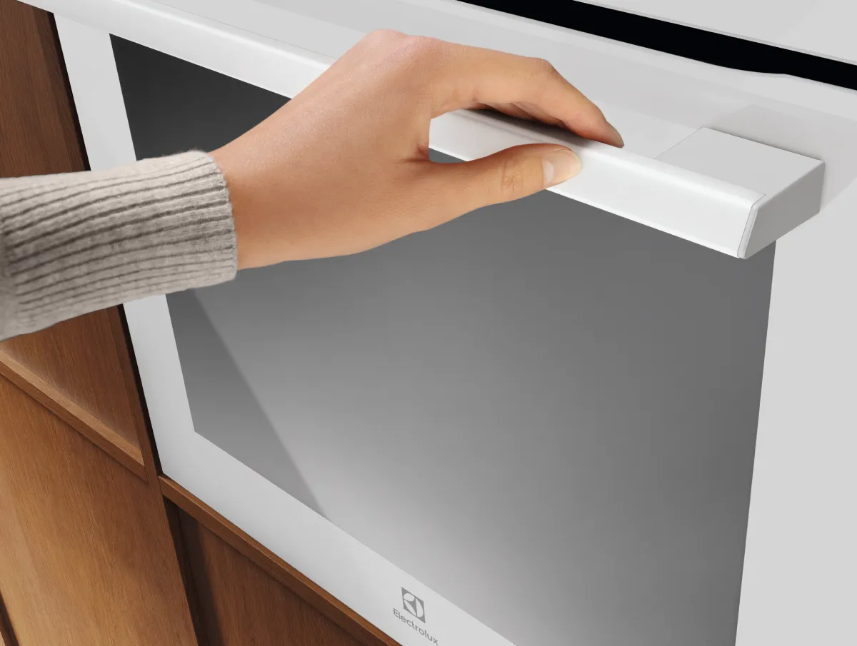 ���� �������� ���� Electrolux EOP7422V SenseCook ���������� ��� 71 ���� ����� ������ ����� ����