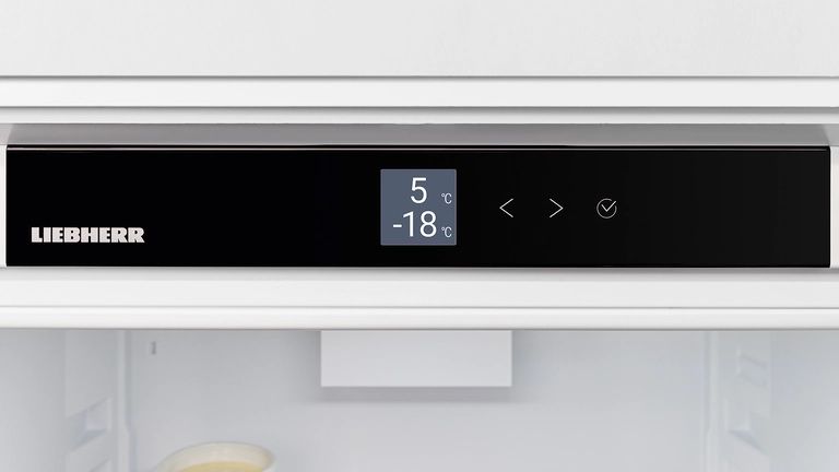 Liebherr IRBSD 5120 - ���� �������� 294 ���� ����� ��� �� BioFresh, PowerCooling | ����� ����