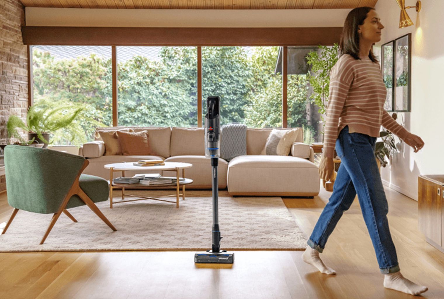 Bissell PowerClean Furguard 280W עומד עצמאית במרחב הבית לנוחות שימוש